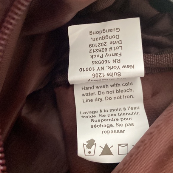 Tim Hortons Tim Biebs Fanny Pack - Picture 8 of 9